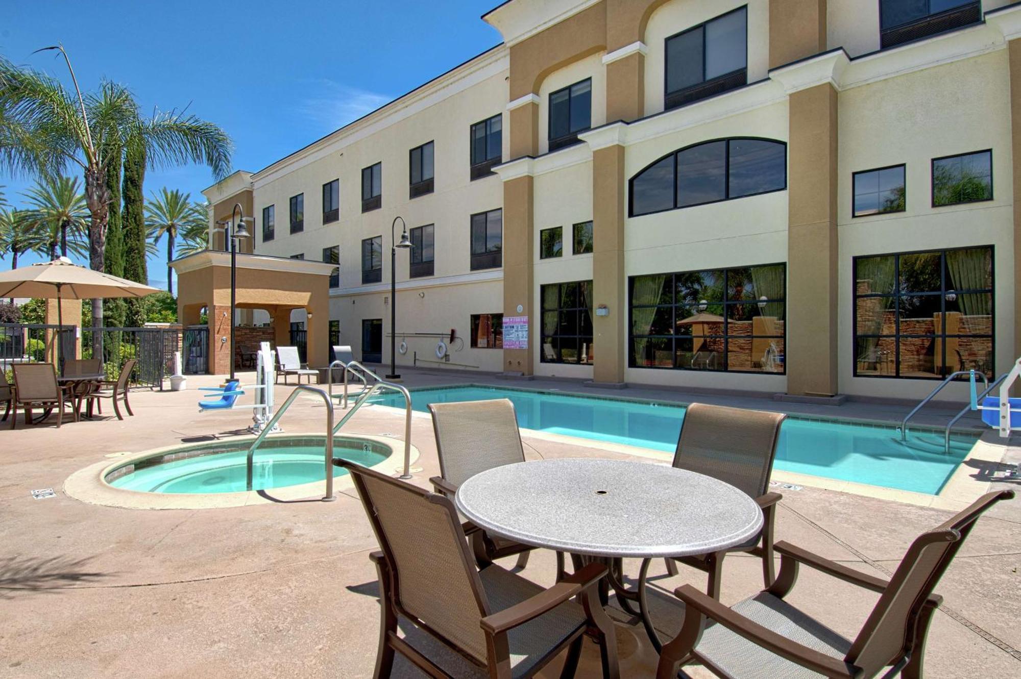 Hampton Inn & Suites By Hilton Hemet Menifee Murrieta Ngoại thất bức ảnh